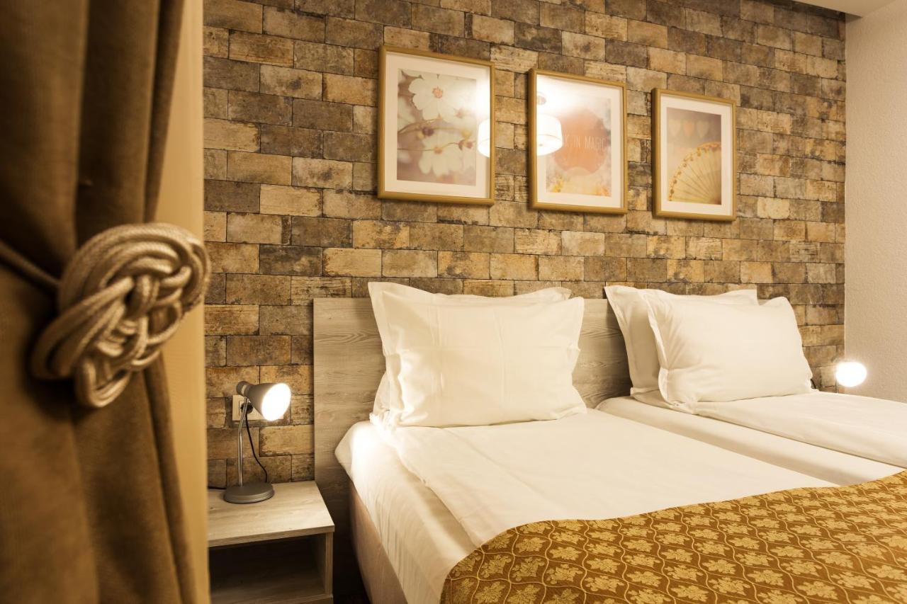 Sofia Place Hotel By Hmg Ngoại thất bức ảnh