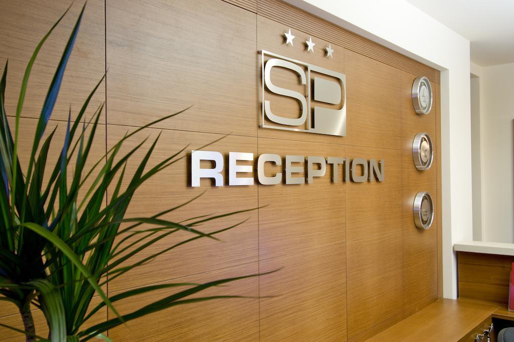 Sofia Place Hotel By Hmg Ngoại thất bức ảnh