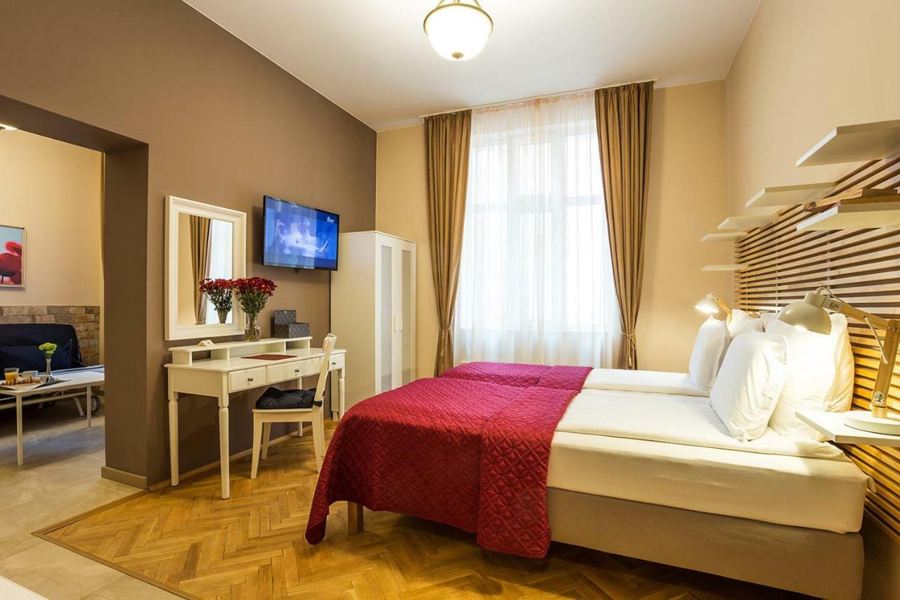 Sofia Place Hotel By Hmg Ngoại thất bức ảnh