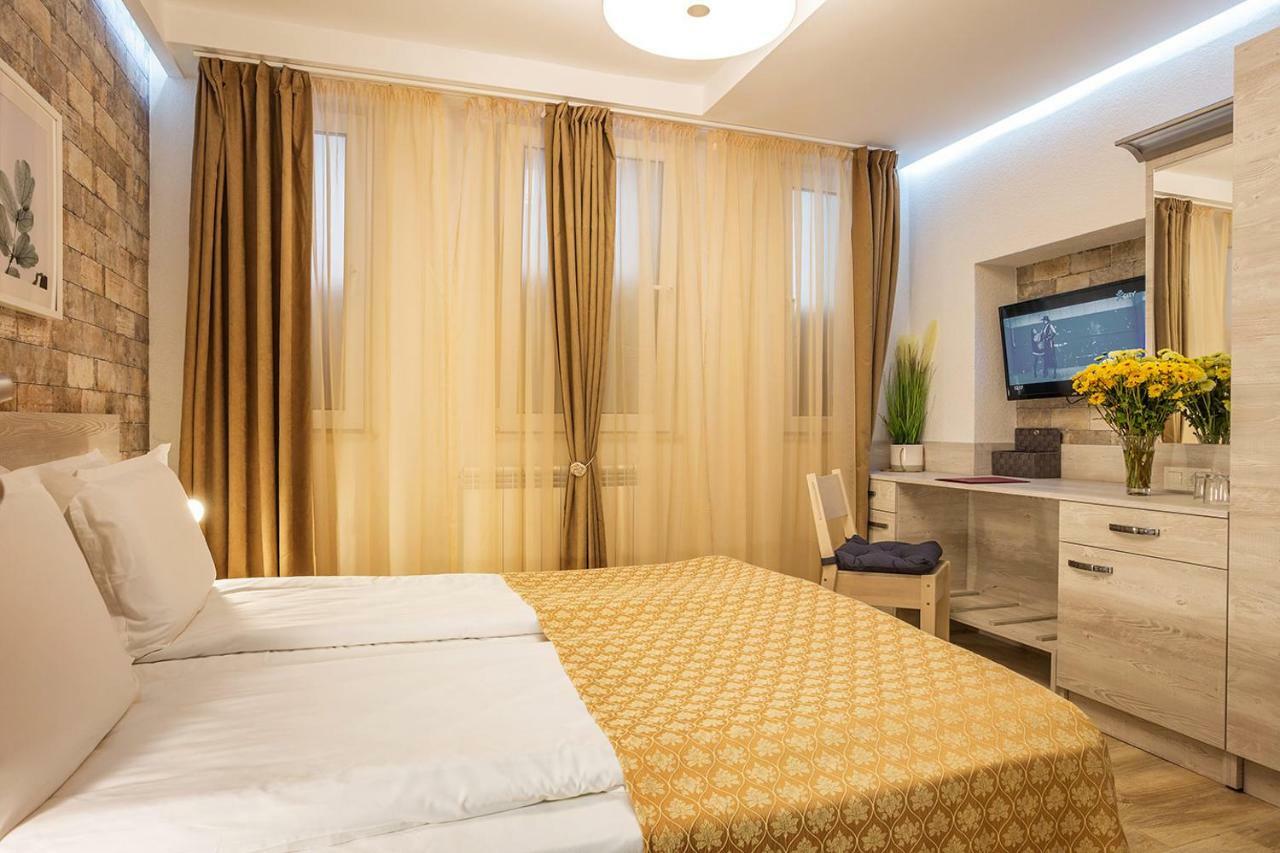 Sofia Place Hotel By Hmg Ngoại thất bức ảnh