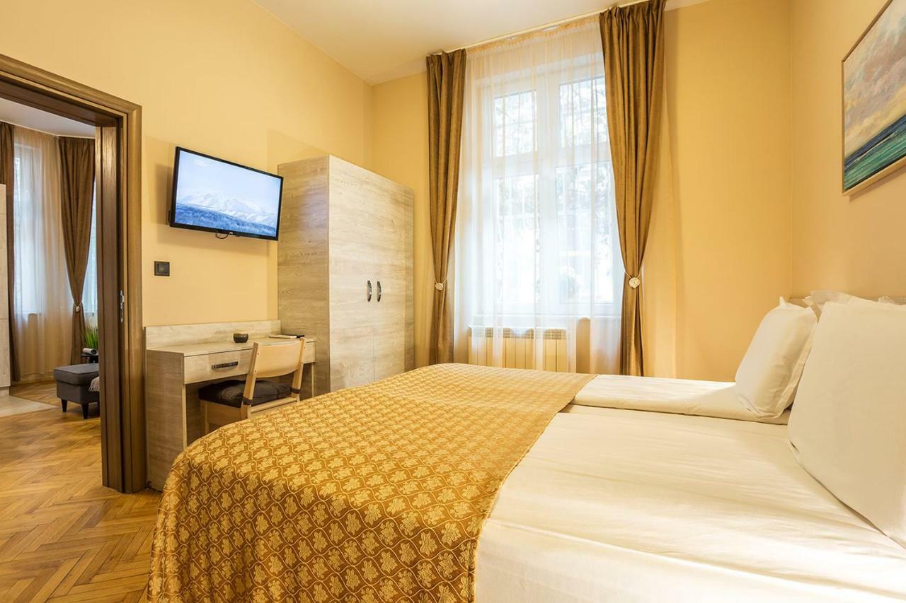 Sofia Place Hotel By Hmg Ngoại thất bức ảnh