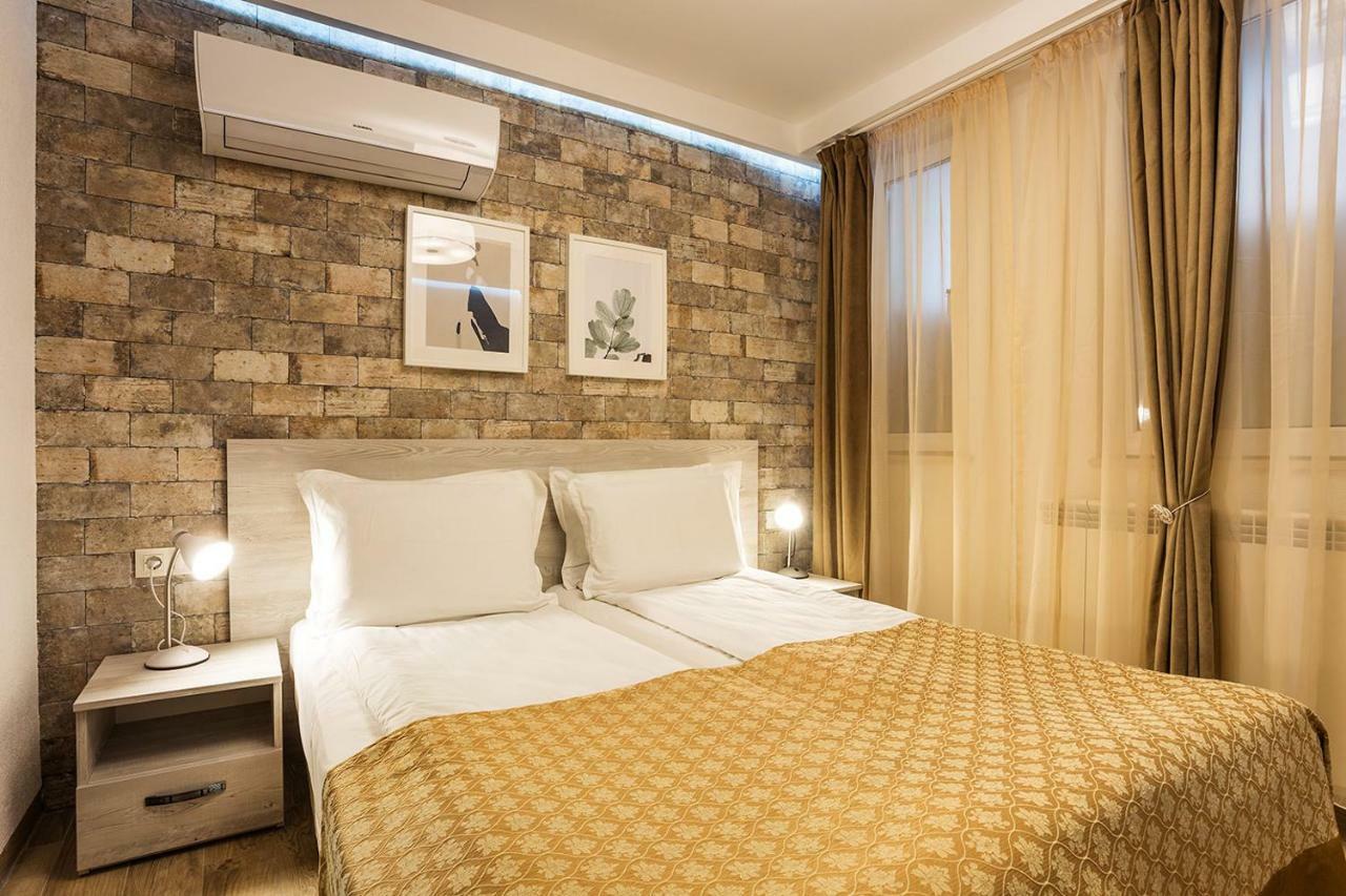 Sofia Place Hotel By Hmg Ngoại thất bức ảnh